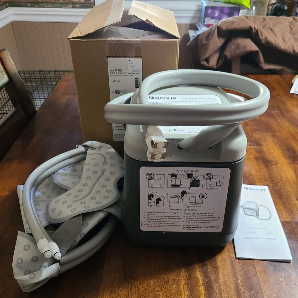 Gray Cold Rush Compact Therapy System